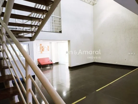 Imagem Venda , salão comercial , Jardim do Trevo , em Campinas !!
Local de fácil acesso , fácil acesso p...