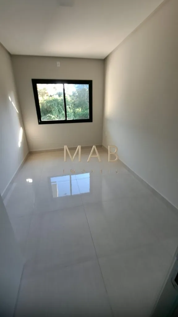 Imagem Casa Geminada de Alto Padrão à Venda em Ótima Localização na Praia de Ingleses - Florianópolis/SC!