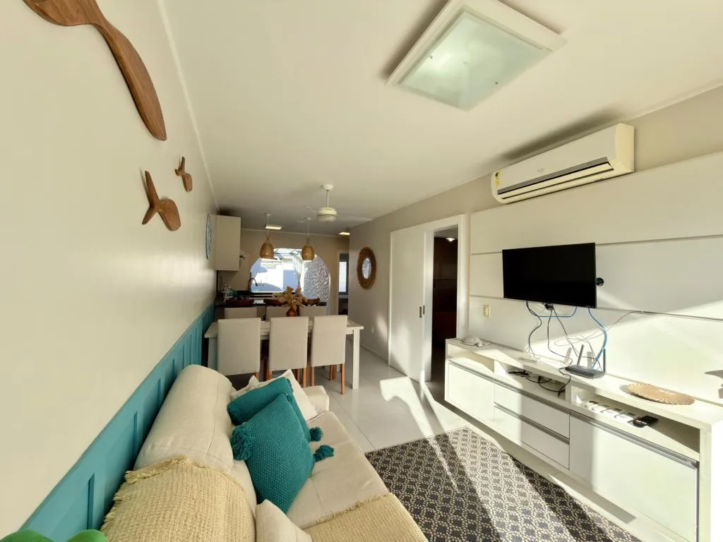 Foto do imóvel: Casa 3 Dormitórios - Bairro Noiva do Mar em Rua palmital