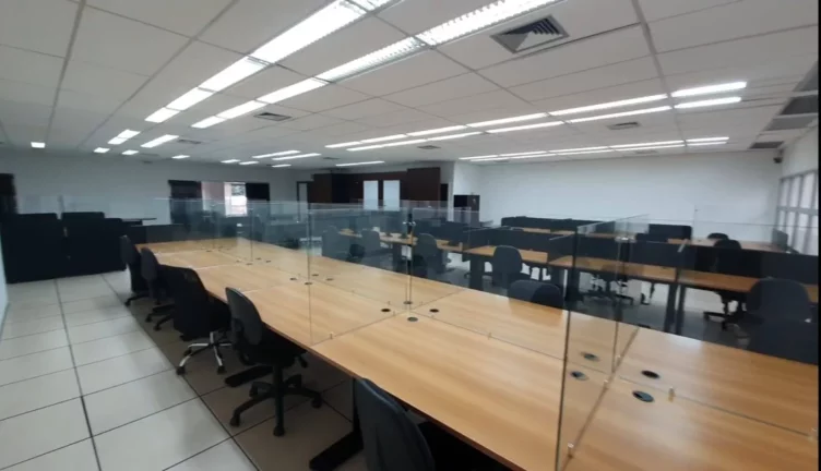 Imagem Conjunto de Salas Comerciais para locação no bairro Cambuí em Campinas