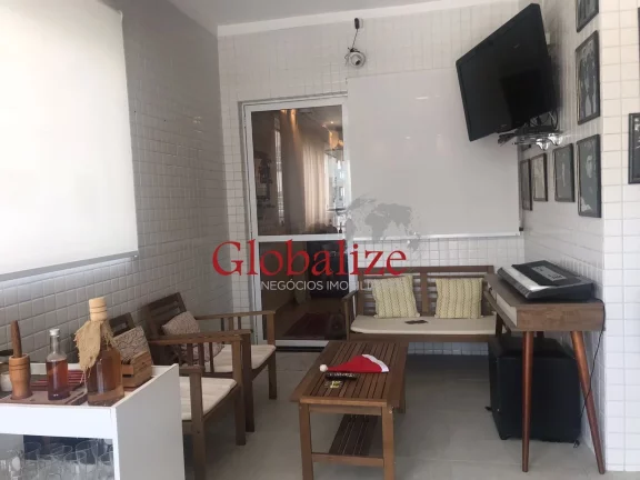 Imagem Casa com 3 dormitórios, área de lazer, churrasqueira no Marapé em Santos