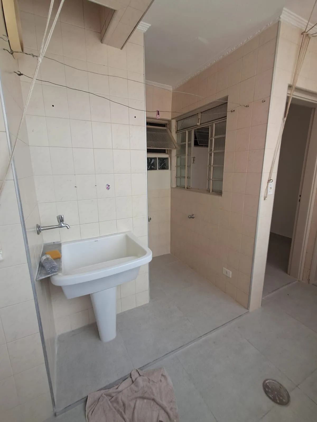 Imagem Apartamento à venda no Centro de Sorocaba, 116 m², 3 dormitórios, suíte, andar alto, vista panorâmica, portaria 24 horas.