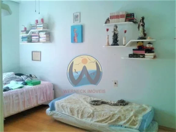 Imagem Imóvel à venda em Taubaté-SP, no bairro Independência: 3 quartos, 1 suíte, 1 sala, 3 banheiros, 3 vagas, 210m²!