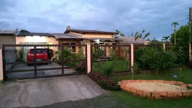 Foto do imóvel Casa para Venda em Arroio do Sal / RS
