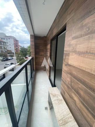 Imagem Casa Sobreposta com 3 quartos sendo 3 suítes ,2 vagas - Embaré / Santos
