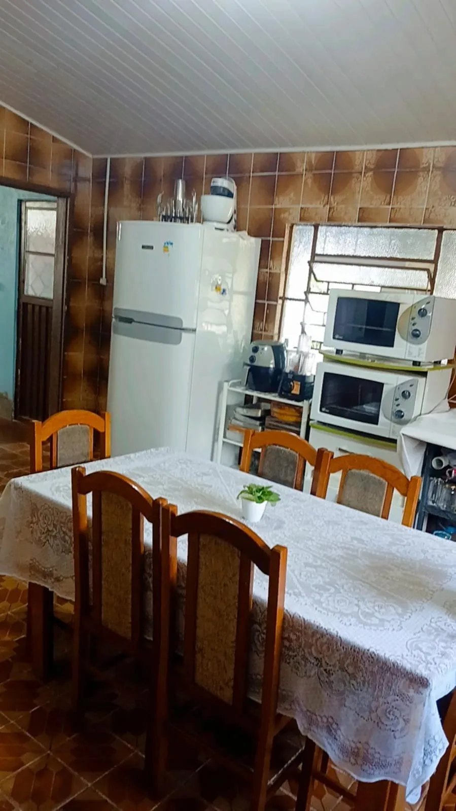 Imagem Terreno á venda no Jardim Krahe - Com duas casas no pátio!