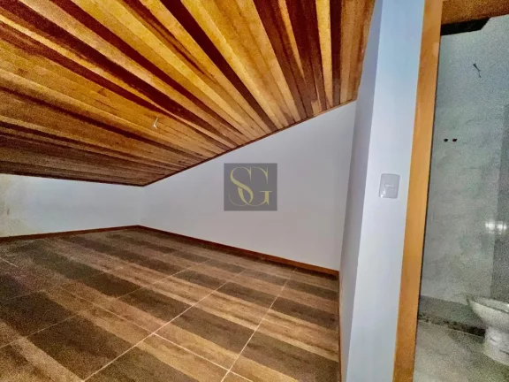 Imagem Casa para Venda em Teresópolis, Granja Guarani, 3 dormitórios, 1 suíte, 4 banheiros, 1 vaga