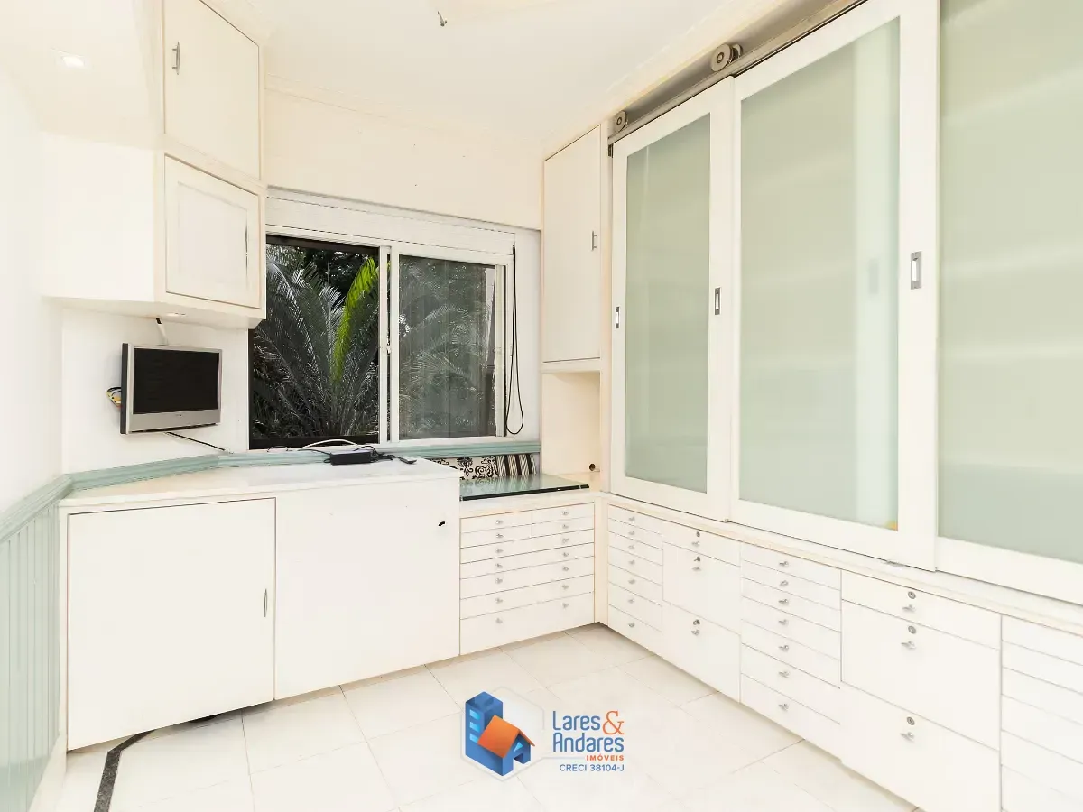 Imagem Apartamento para venda e locação em Vila Nova Conceição com 4 quartos, sendo 2 suítes, 170m²