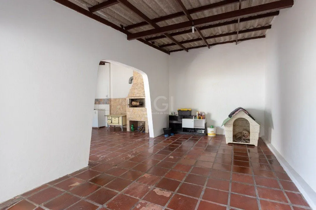 Imagem Casa para Venda - 176m², 4 dormitórios, sendo 1 suíte, 3 vagas - Espirito Santo