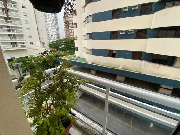 Imagem PITANGUEIRAS - APARTAMENTO REFORMADO COM LAZER, SÃO 3 DORMITÓRIOS SENDO 1 SUÍTE, 1 QUADRA DA PRAIA.