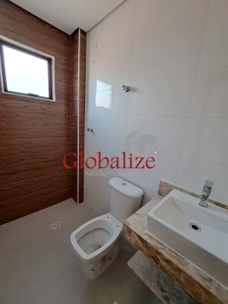 Imagem Sobrado à Venda com 140m², 3 Quartos, Piscina, Churrasqueira por R$1.440.000,00 no bairro da Vila Belmiro em Santos