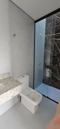 Imagem Sobrado alto padrão com Piscina, 3 suítes próximo ao Centro Matinhos-PR