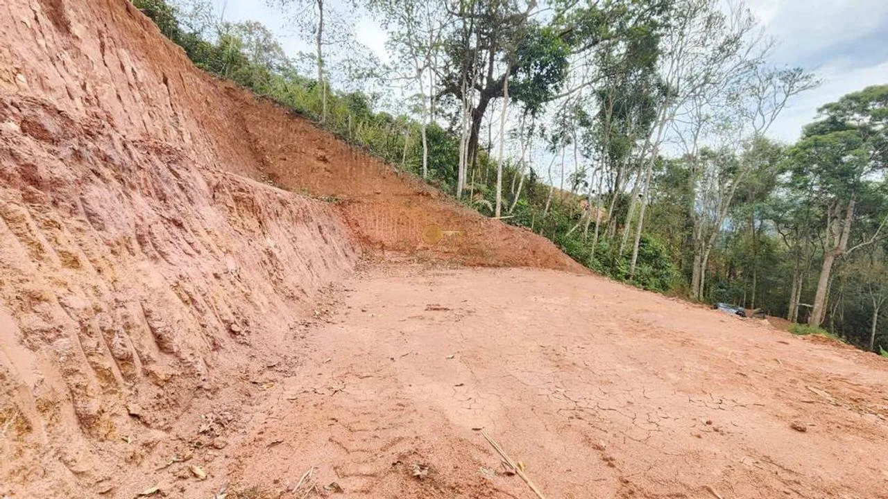 Imagem Terreno para Venda em Teresópolis / RJ no bairro Prata