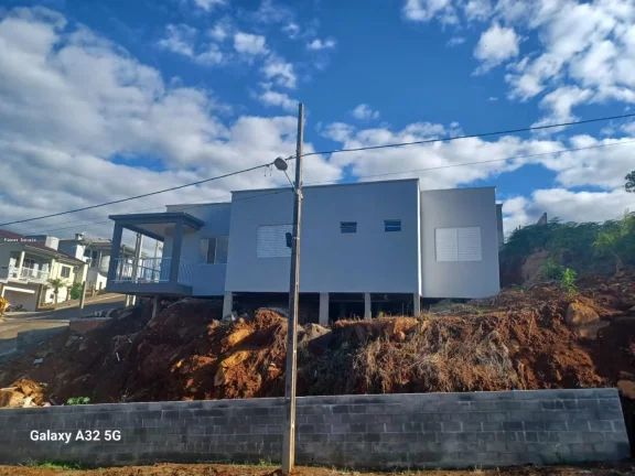 Imagem Casa para Venda em Concórdia, Jardim Sul, 2 dormitórios, 1 suíte, 2 banheiros, 1 vaga