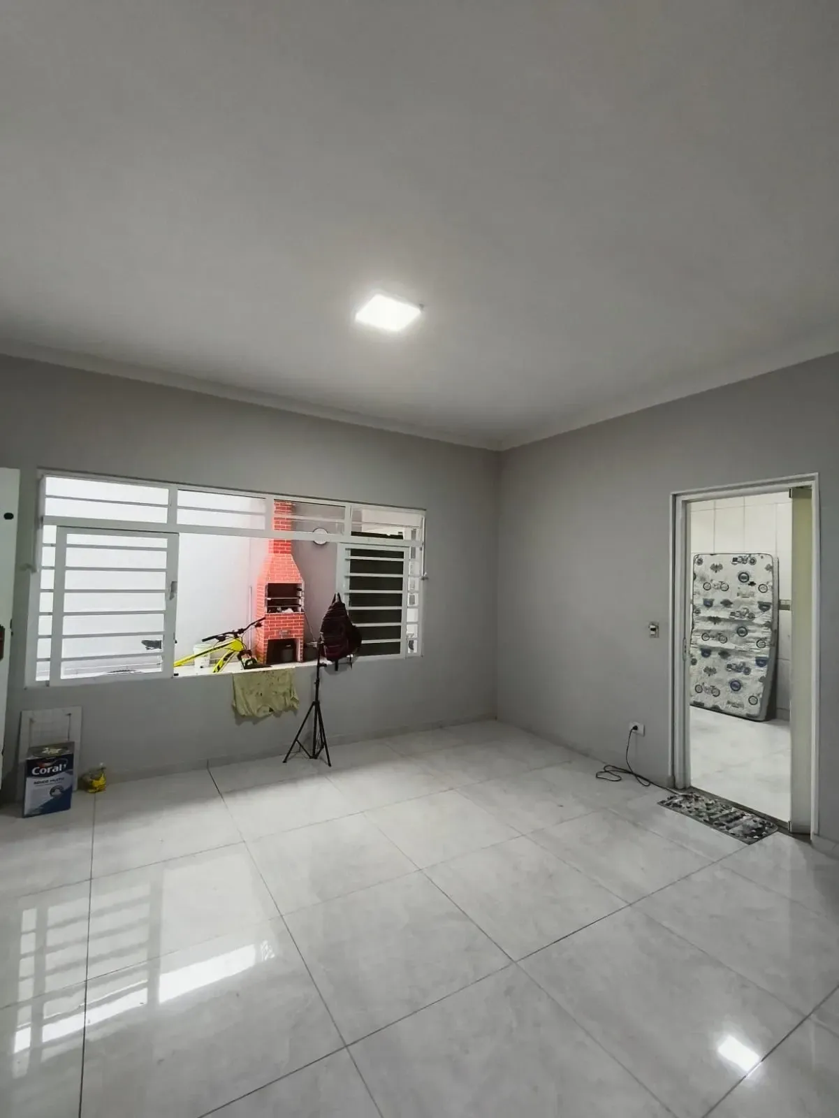 Imagem Galpão à Venda ou Locação, 250 m² em Tulipas - Jundiaí