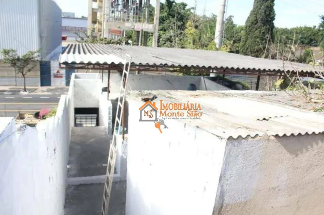 Imagem Sobrado com 3 dormitórios à venda, 200 m² por R$ 767.000,00 - Jardim Cumbica - Guarulhos/SP