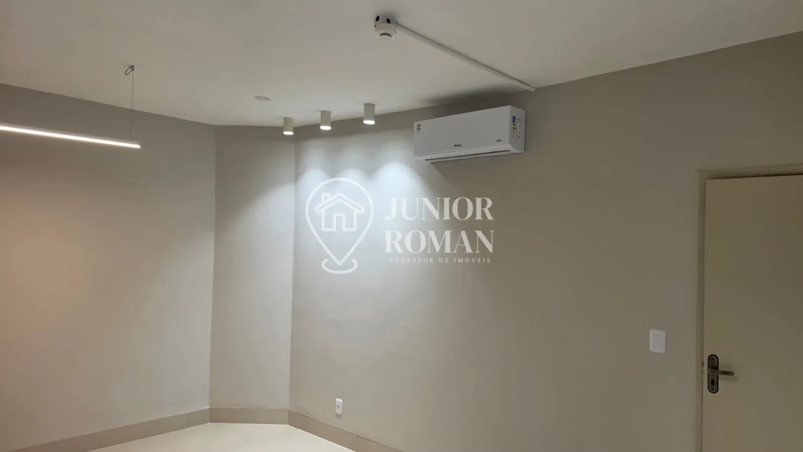 Imagem SALA COMERCIAL NO CENTRO l PRAÇA DAS CORUJAS - BARREIRAS/BA