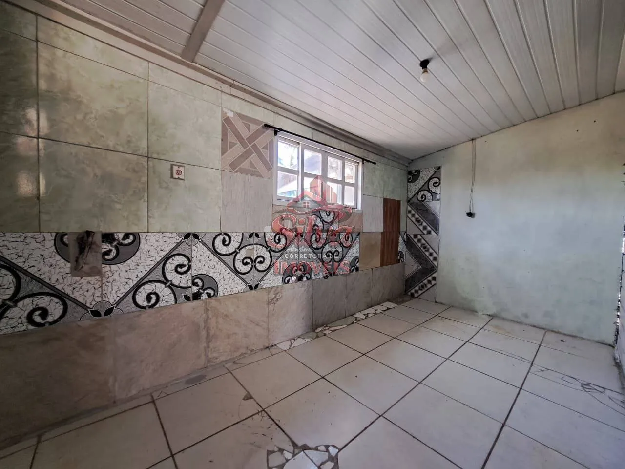 Imagem Casa 3 dormitórios em região de moradores em Albatroz