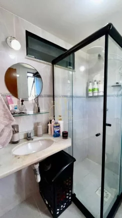 Imagem Excelente apartamento com três quartos e armários planejados a venda no imbui