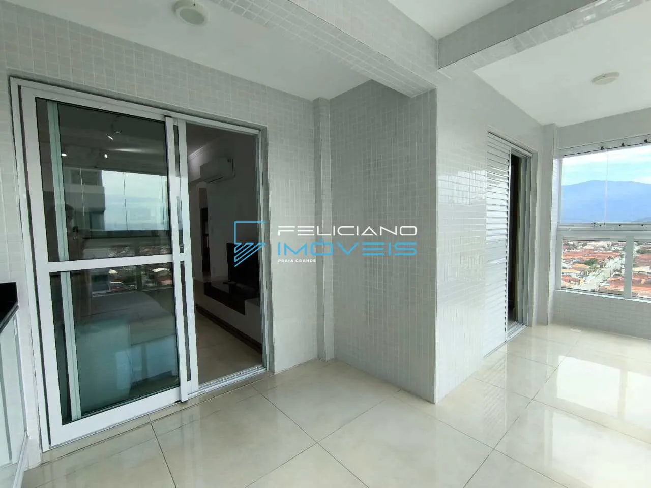 Imagem Apartamento com 2 quartos, Balneário Maracanã, Praia Grande - R$ 695 mil, Cod: 5907