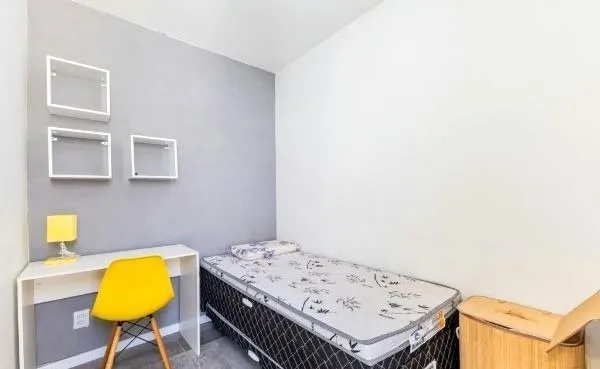 Imagem Apartamento na Cidade Baixa de 1 dormitório e dependência REFORMADO