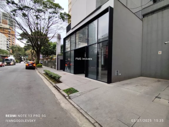 Imagem Loja comercial para locação em São Paulo-SP, Moema: com 1 banheiro e 240m² de área.