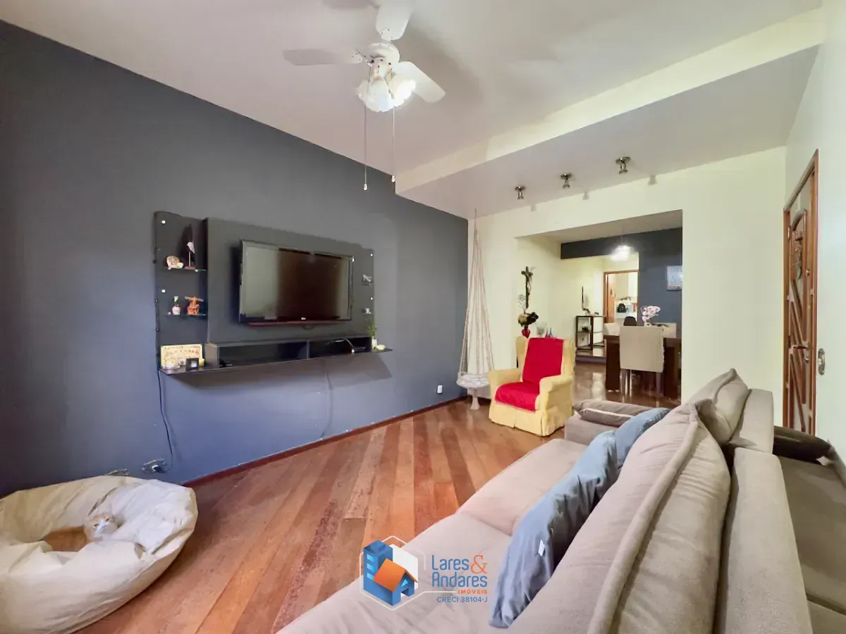 Imagem Sobrado para venda em Vila Marari com 3 quartos, sendo 3 suítes, 157m²