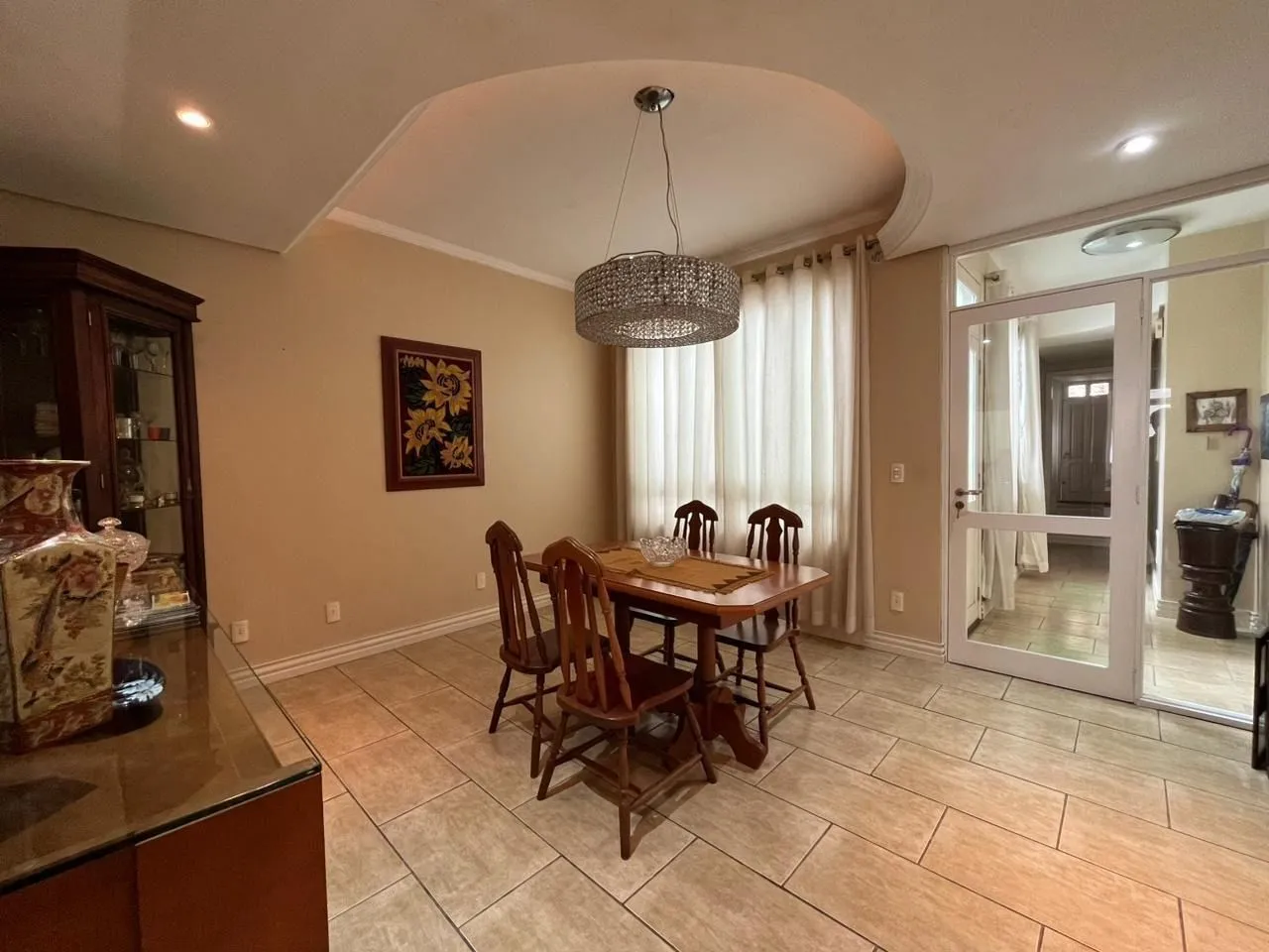 Imagem Casa para Venda - 350m², 2 dormitórios, sendo 2 suites, 2 vagas - Centro Histórico