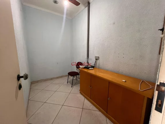 Imagem Sobrado à venda com 220m², 3 quartos, 2 suítes, 8 vagas por R$800.000,00 na Vila Mathias em Santos