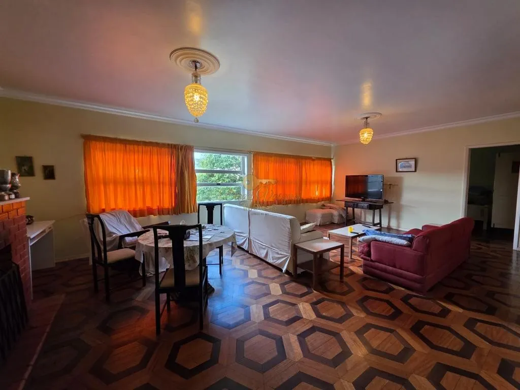 Imagem Casa para Venda em Teresópolis / RJ no bairro Golfe