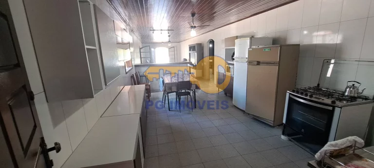 Imagem RESIDENCIA PARA 13 PESSOAS A 700M DO MAR