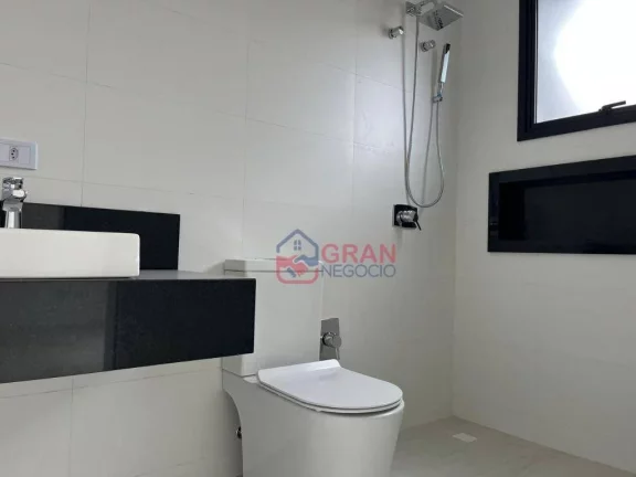 Imagem Casa em condominio com 4 dormitórios à venda - Colombo/PR