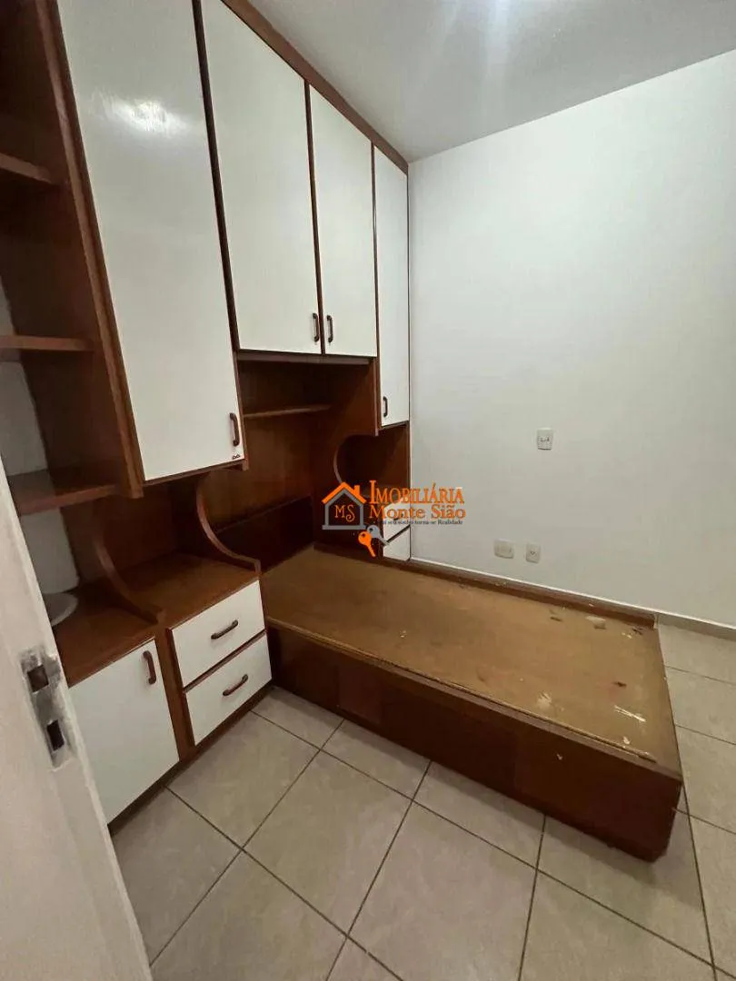 Imagem Casa com 3 dormitórios à venda, 210 m² por R$ 1.700.000,00 - Ponte Grande - Guarulhos/SP