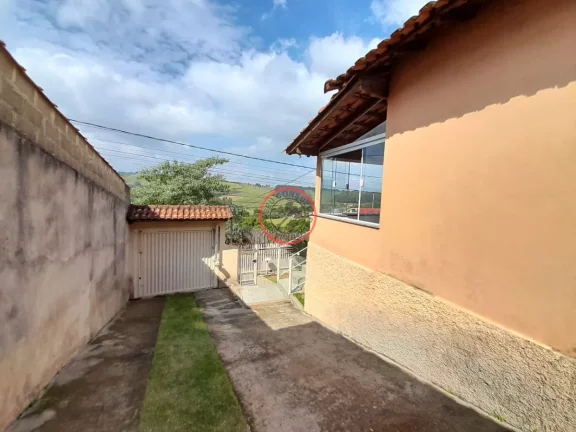 Imagem CASA A VENDA EM AREADO , SUL DE MINAS GERAIS, COM 2 DORMITÓRIOS. ESCRITURA DEFINITIVA, ACEITA PERMUTA EM SÃO SEBASTIÃO
