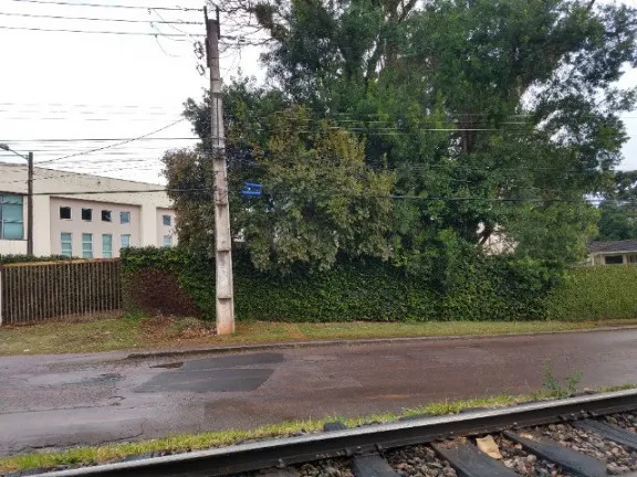 Imagem Terreno à Venda, 667 m² em Bacacheri - Curitiba