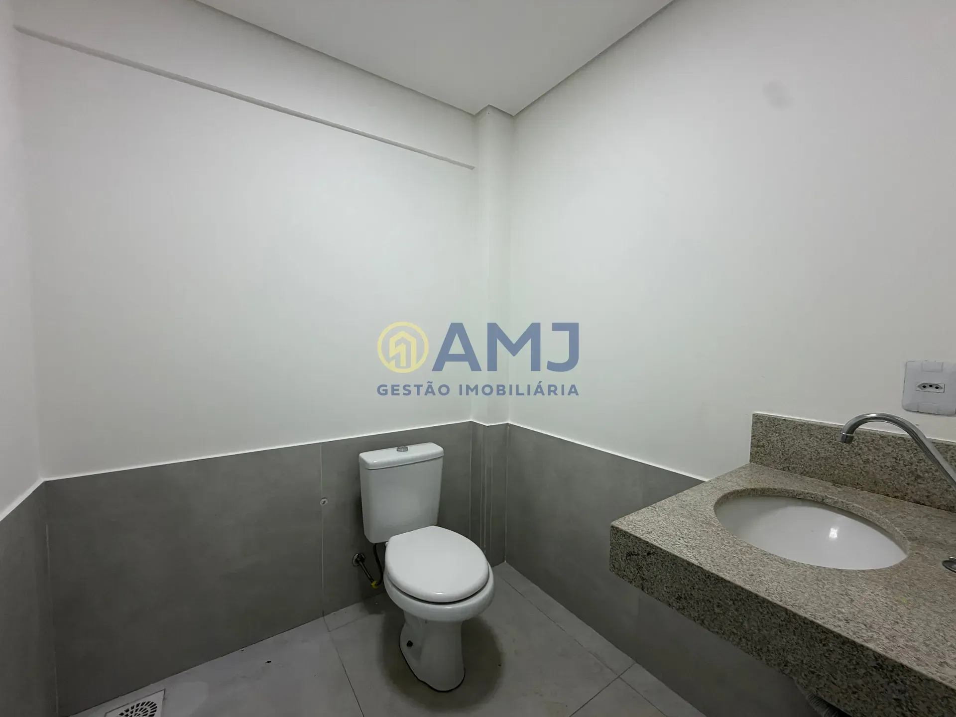 Imagem Sala Comercial para Locação - Galeria CICON | Jardim Atlântico