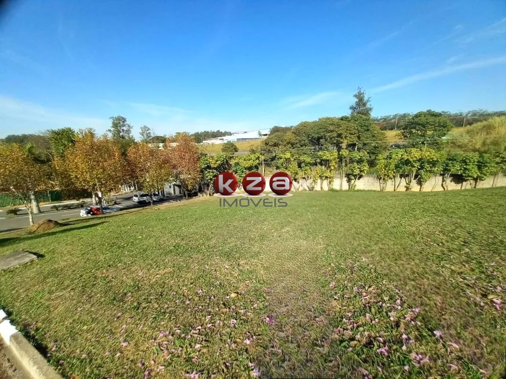 Imagem Terreno à venda em condomínio exclusivo em Valinhos-SP, 1.070m² de área no Condomínio Villa Lombarda.