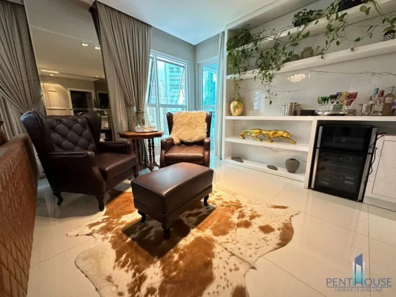 Imagem Apartamento Zona Central para Venda em Balneário Camboriú, CENTRO, 4 dormitórios, 4 suítes, 5 banheiros, 3 vagas