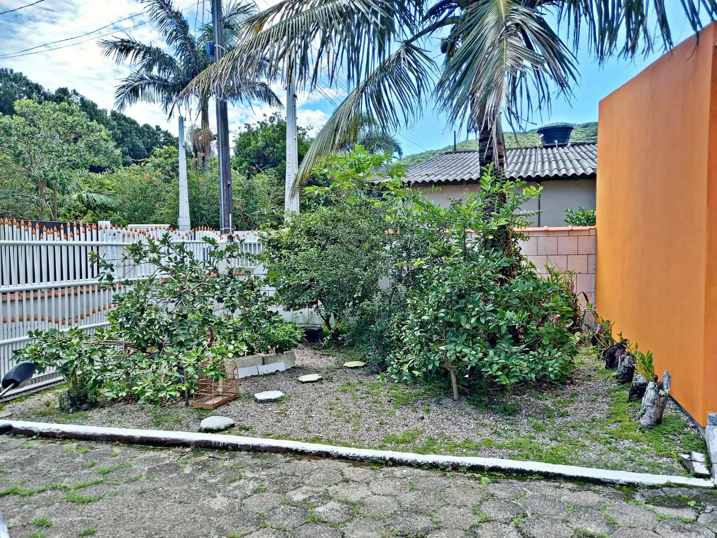 Imagem Casa à venda com 3 quartos 1 suíte, 160m² em Ribeirão da Ilha Florianópolis
