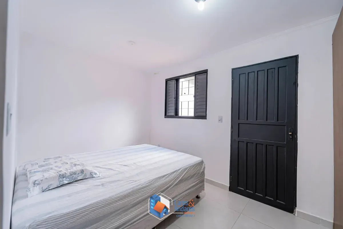 Imagem Casa de vila para venda em Chácara Monte Alegre com 3 quartos, sendo 2 suítes, 250m²