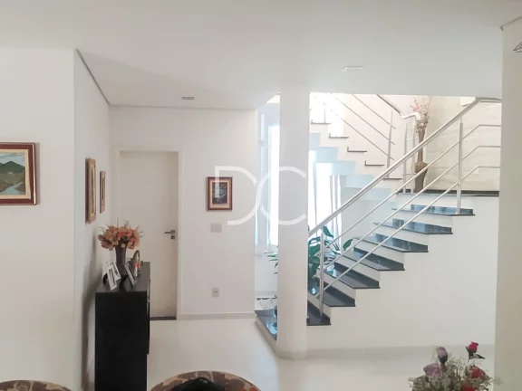 Imagem Ibiti Royal Park - Venda Sobrado | AT 300 m² | AC 282 m² | 3 Suítes | 5 Banheiros | 4 Vagas