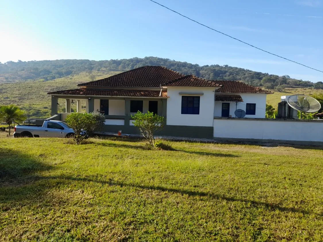 Foto do imóvel Vendo uma magnífica fazenda em Santo Antônio do Amparo/MG 318 hectares