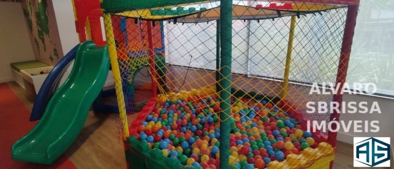 Imagem Apartamento com 3 dormitórios sendo uma suíte em condomínio park, cercado de vegetação, lagos, peixes, locais agradáveis para relaxar e área de lazer