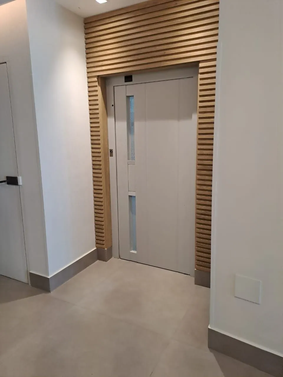 Imagem Sala com garagem dupla na Cristóvão!