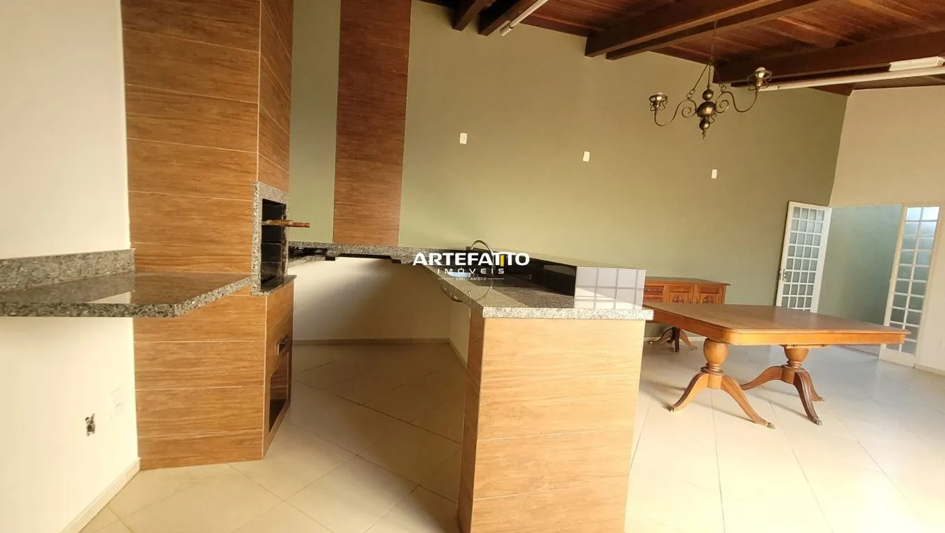 Imagem Casa com 3 dormitórios no bairro Vila Marta