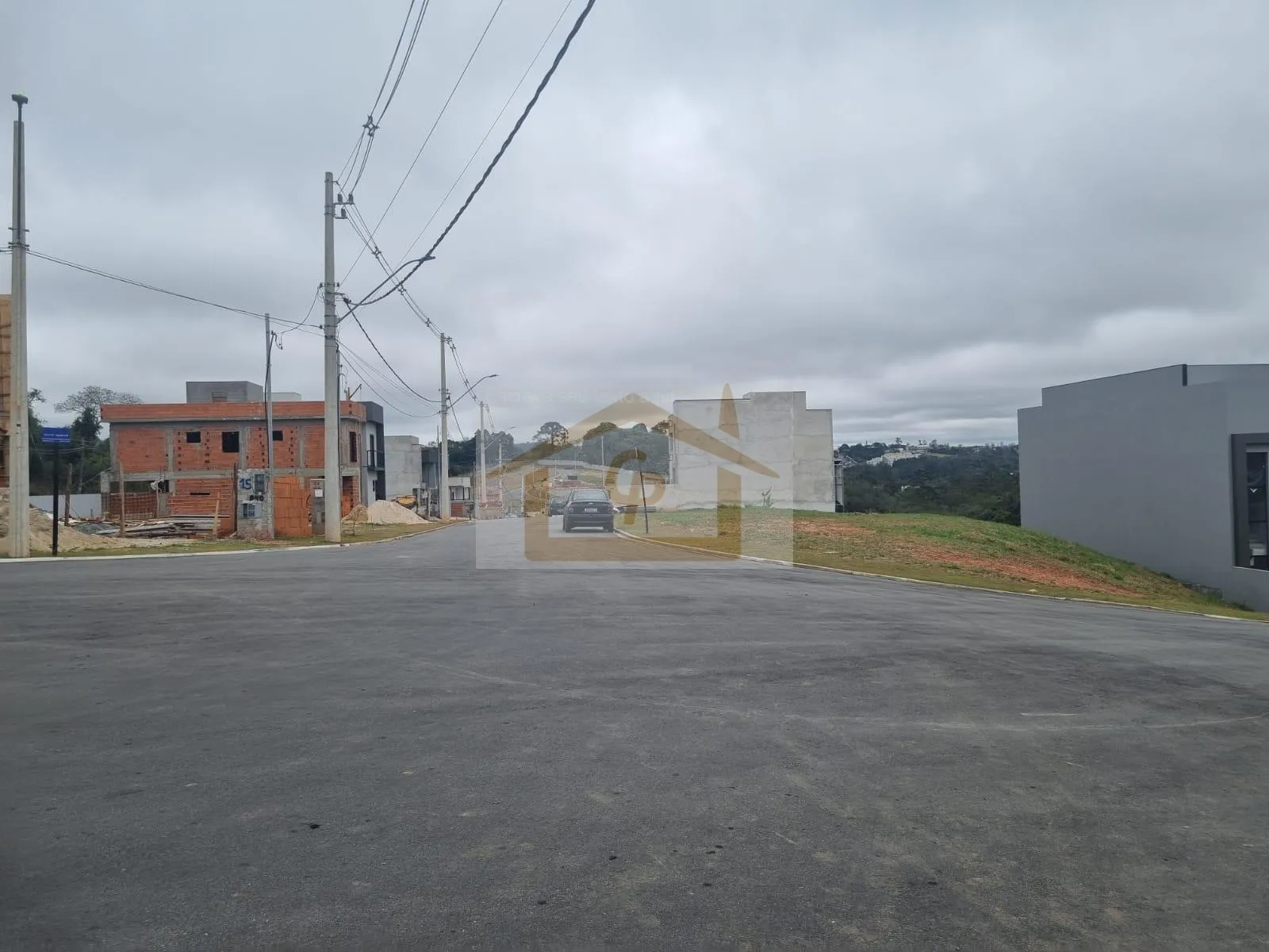 Imagem Terreno Plano!!! 210 metros, Próximo ao Centro de Cotia