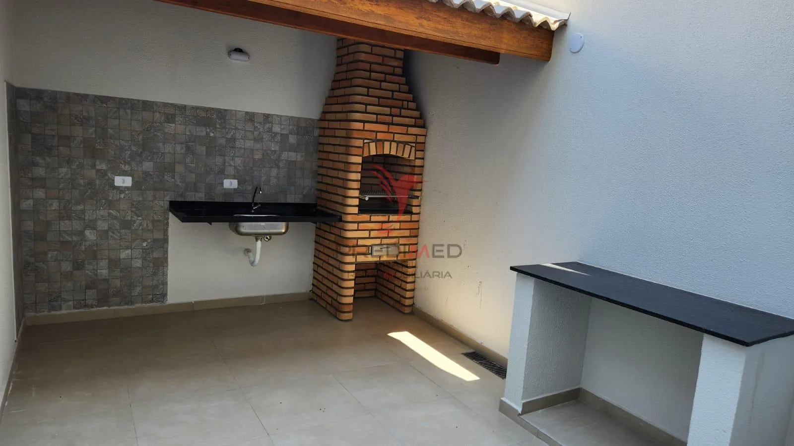 Imagem Vendemos casa NOVA com 3 Quartos e 2 Vagas,, na Av Sabara, no Bairro Vila São Pedro,SP