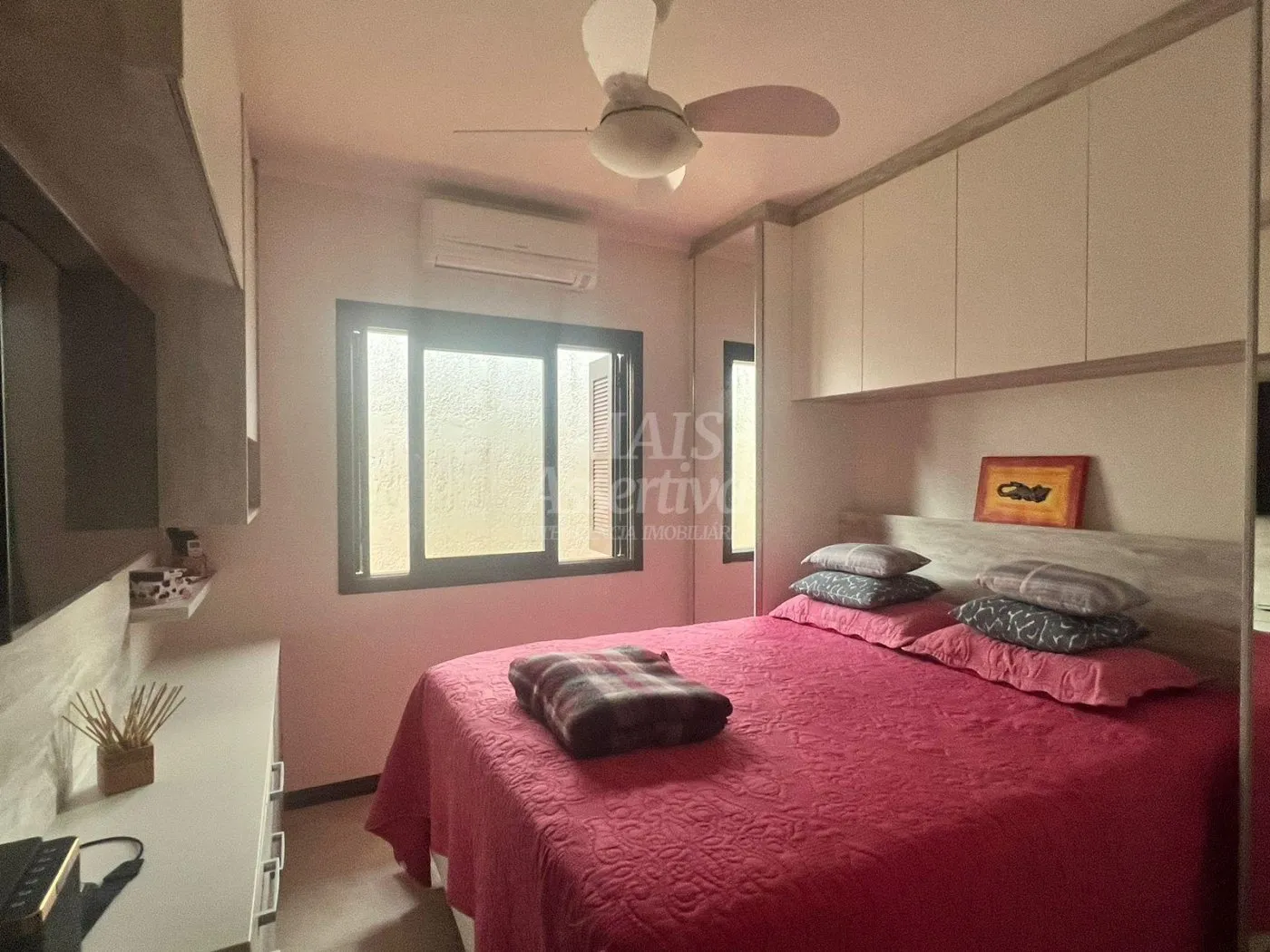Imagem ExcelenteCasa à venda em Xangri-Lá/RS - 3 Dormitórios, 1 Suíte