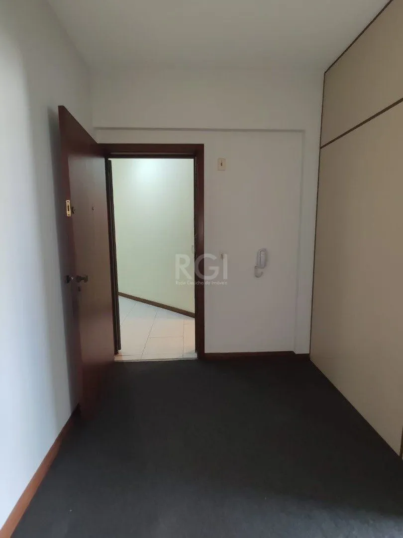 Imagem Sala Comercial, no Bairro Petrópolis, com 38,33m².