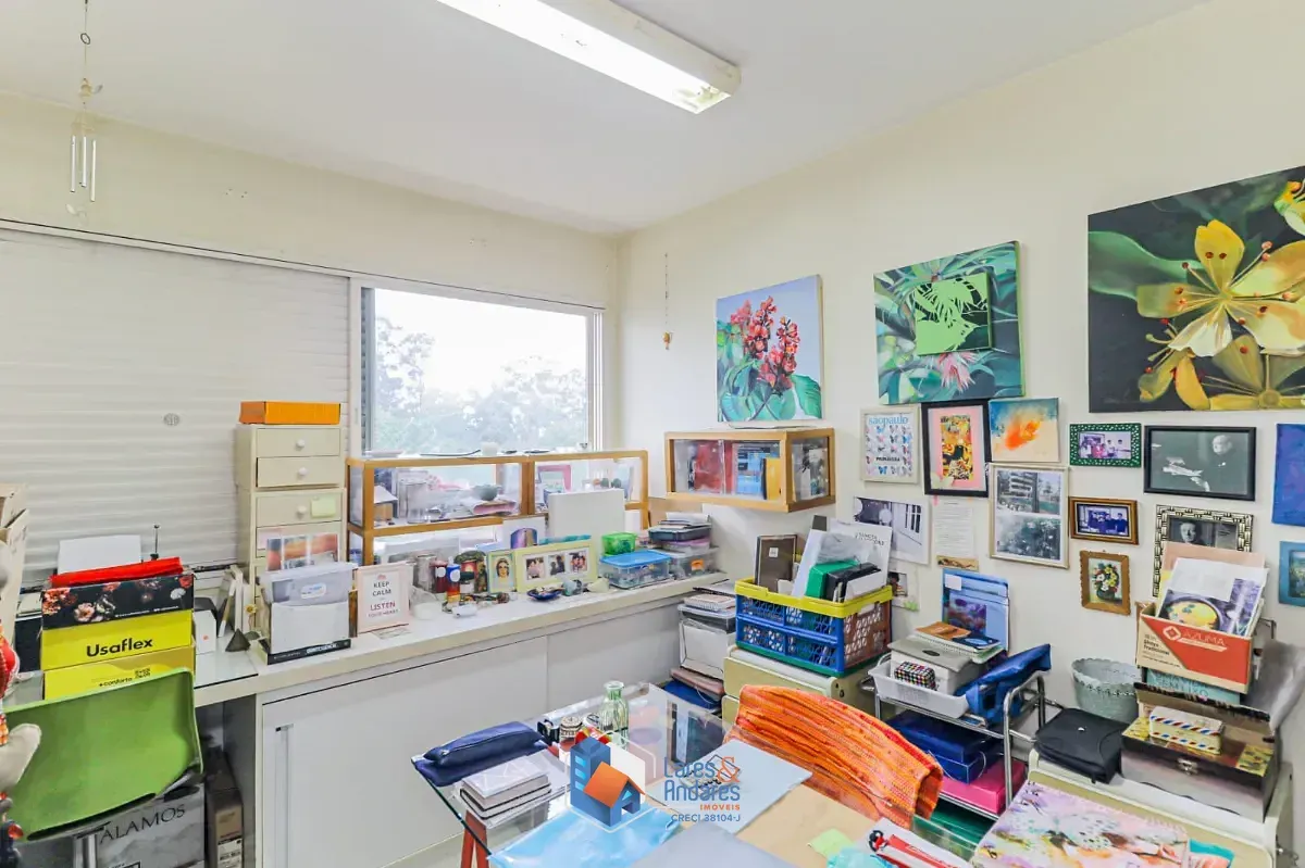 Imagem Apartamento para venda em Vila Suzana com 4 quartos, sendo 1 suíte, 185m²